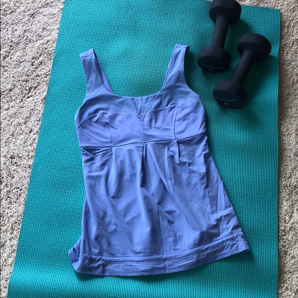Lululemon periwinkle essential tank- Size 4 - Picture 4 of 4